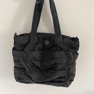 Lululemon bag